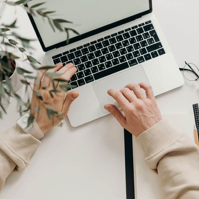 contact digital marketing consultant